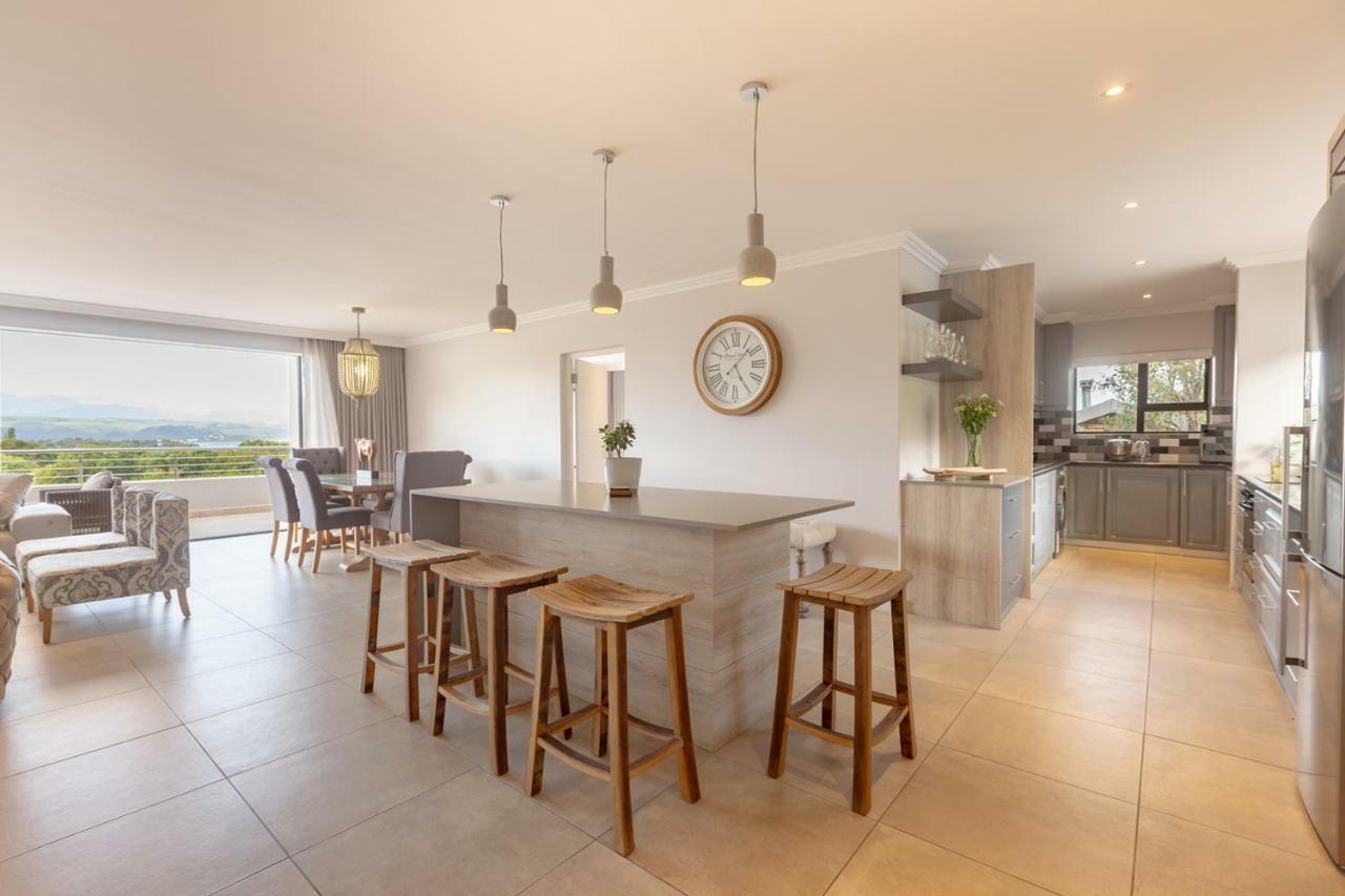 Apartamento Sunrise Bay Self Catering Plettenberg Bay Exterior foto